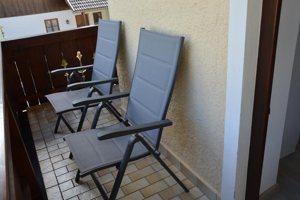 Appart Weisse Urlauben Am Wolfgangsee Санкт Гилген Екстериор снимка